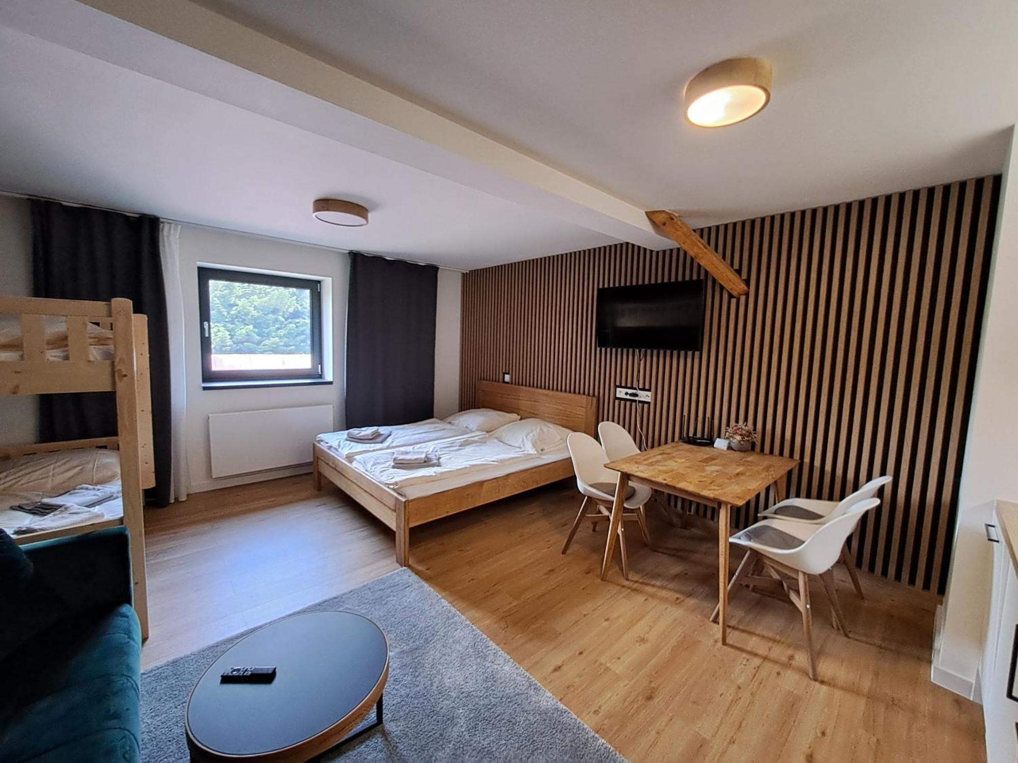 Apartment Javorna Cachrov